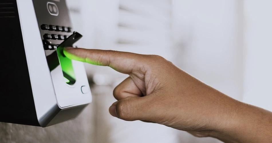 Biometric Attendance Compulsory for Std 11 and Std 12 students